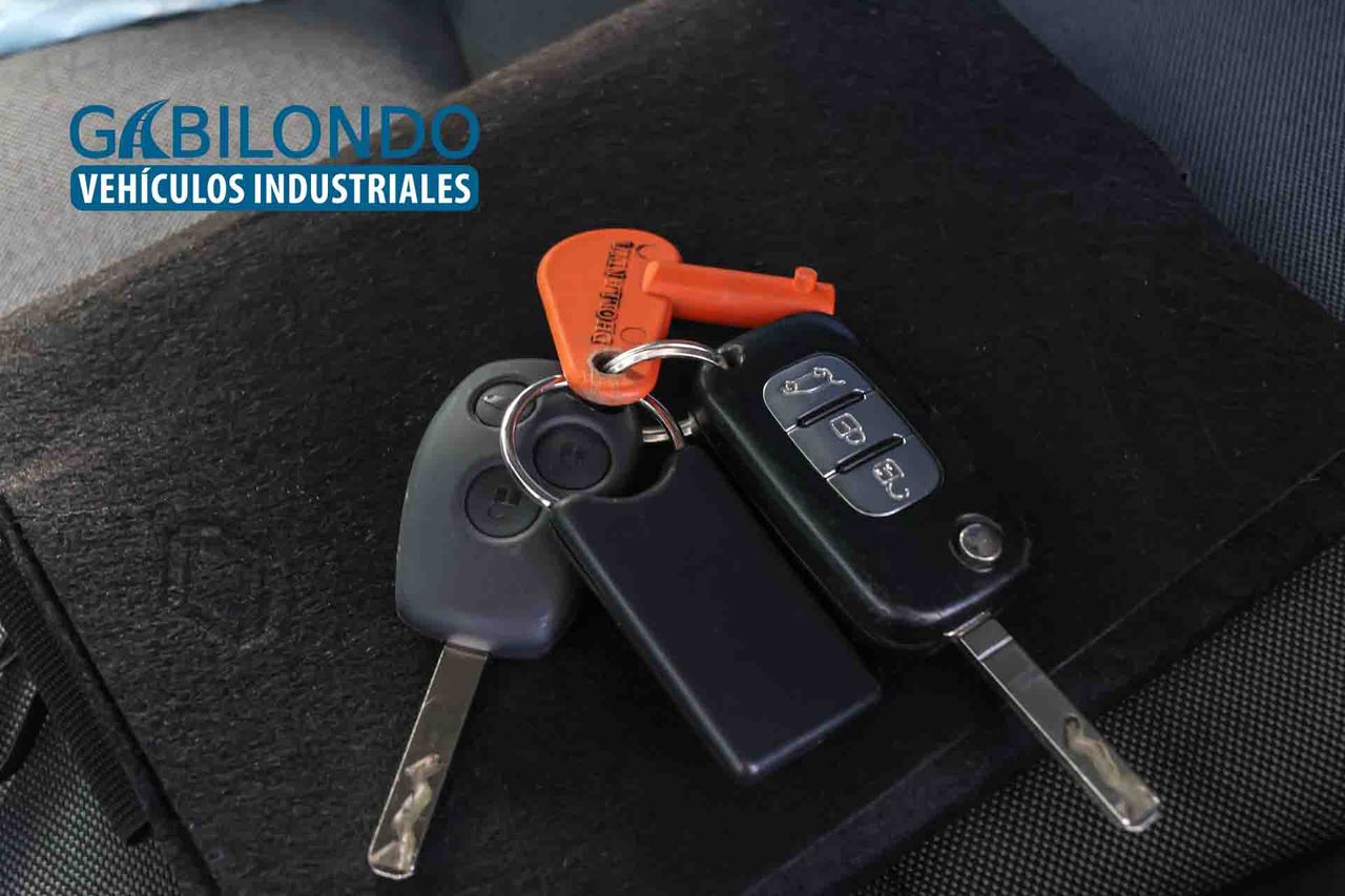 Renault Master Ch Cabina T L3 3500 Bl dCi 2p ** Plataforma elevadora** - Foto 43