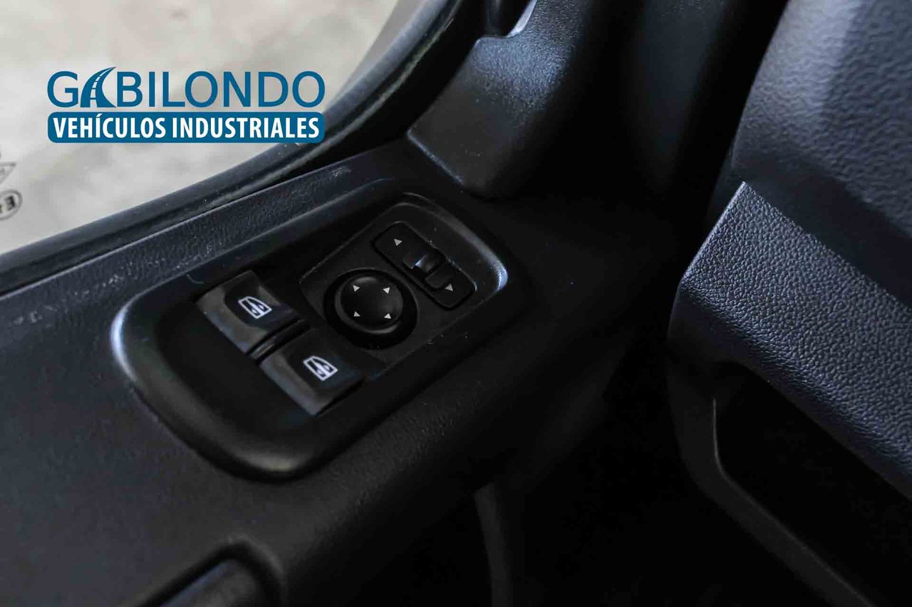 Renault Master Ch Cabina T L3 3500 Bl dCi 2p ** Plataforma elevadora** - Foto 23