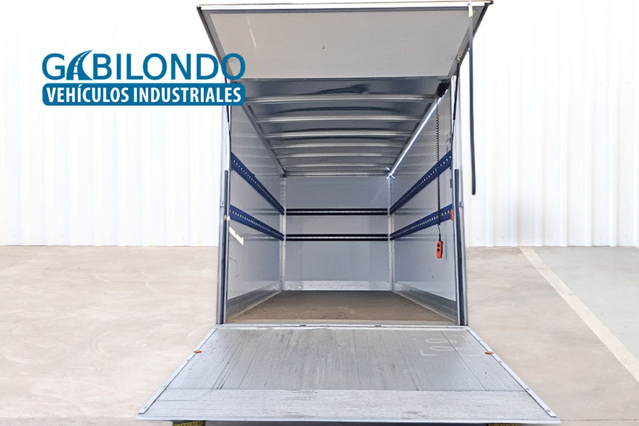 Renault Master Chasis Cabina Tracción L3 3500 Blue dCi **Plataforma elevadora** - Foto 7