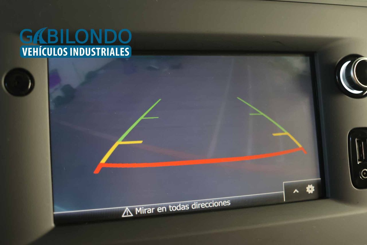 Renault Master Chasis Cabina Tracción L3 3500 Blue dCi **Plataforma elevadora** - Foto 46