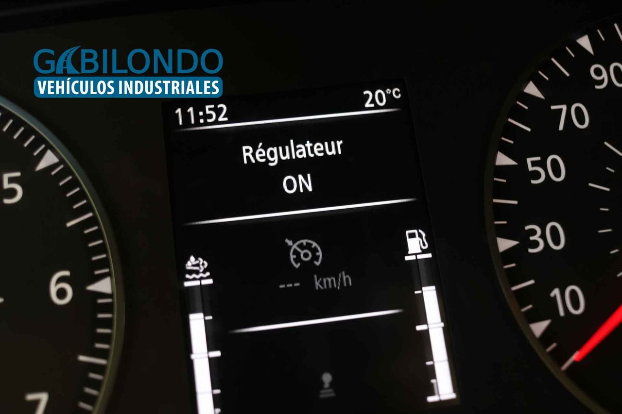 Renault Master Chasis Cabina Tracción L3 3500 Blue dCi **Plataforma elevadora** - Foto 43