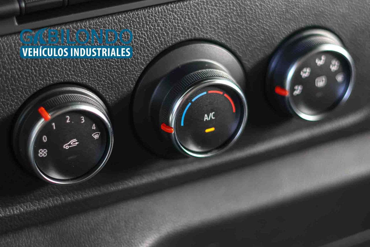 Renault Master Chasis Cabina Tracción L3 3500 Blue dCi **Plataforma elevadora** - Foto 39