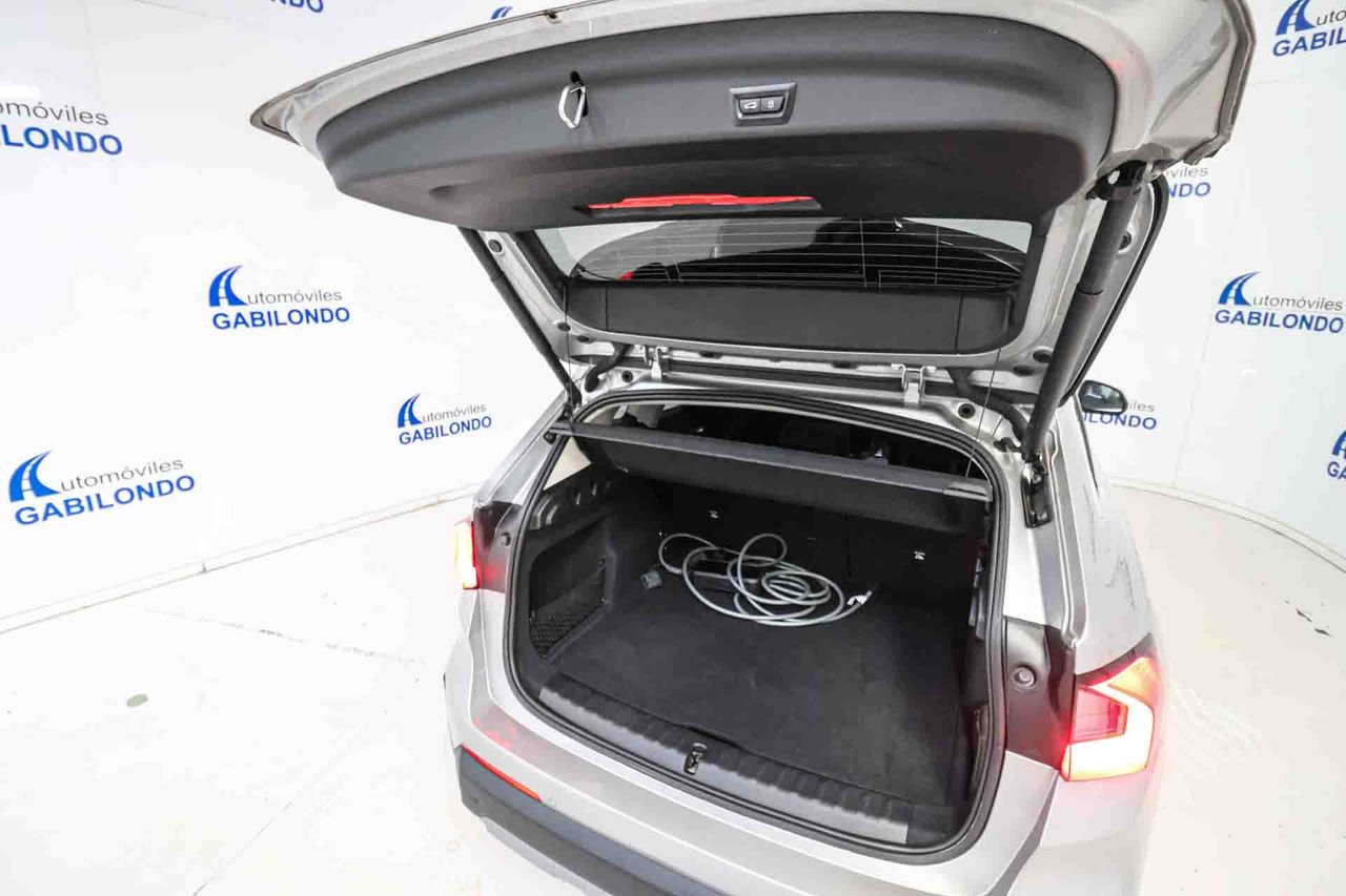 BMW X1 xDrive25e Techo panorámico - Foto 15