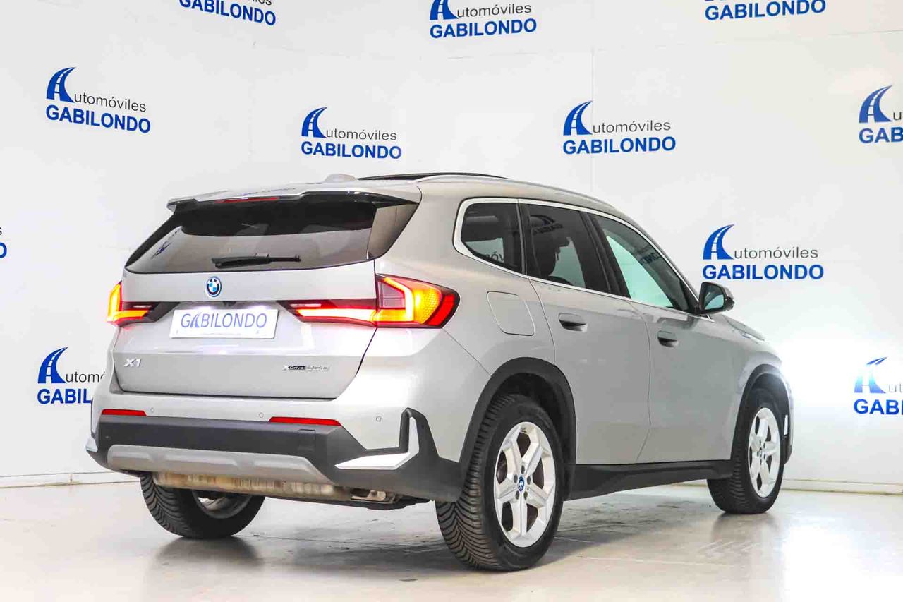 BMW X1 xDrive25e Techo panorámico - Foto 20