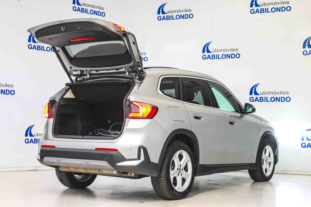 BMW X1 xDrive25e Techo panorámico - Foto 28
