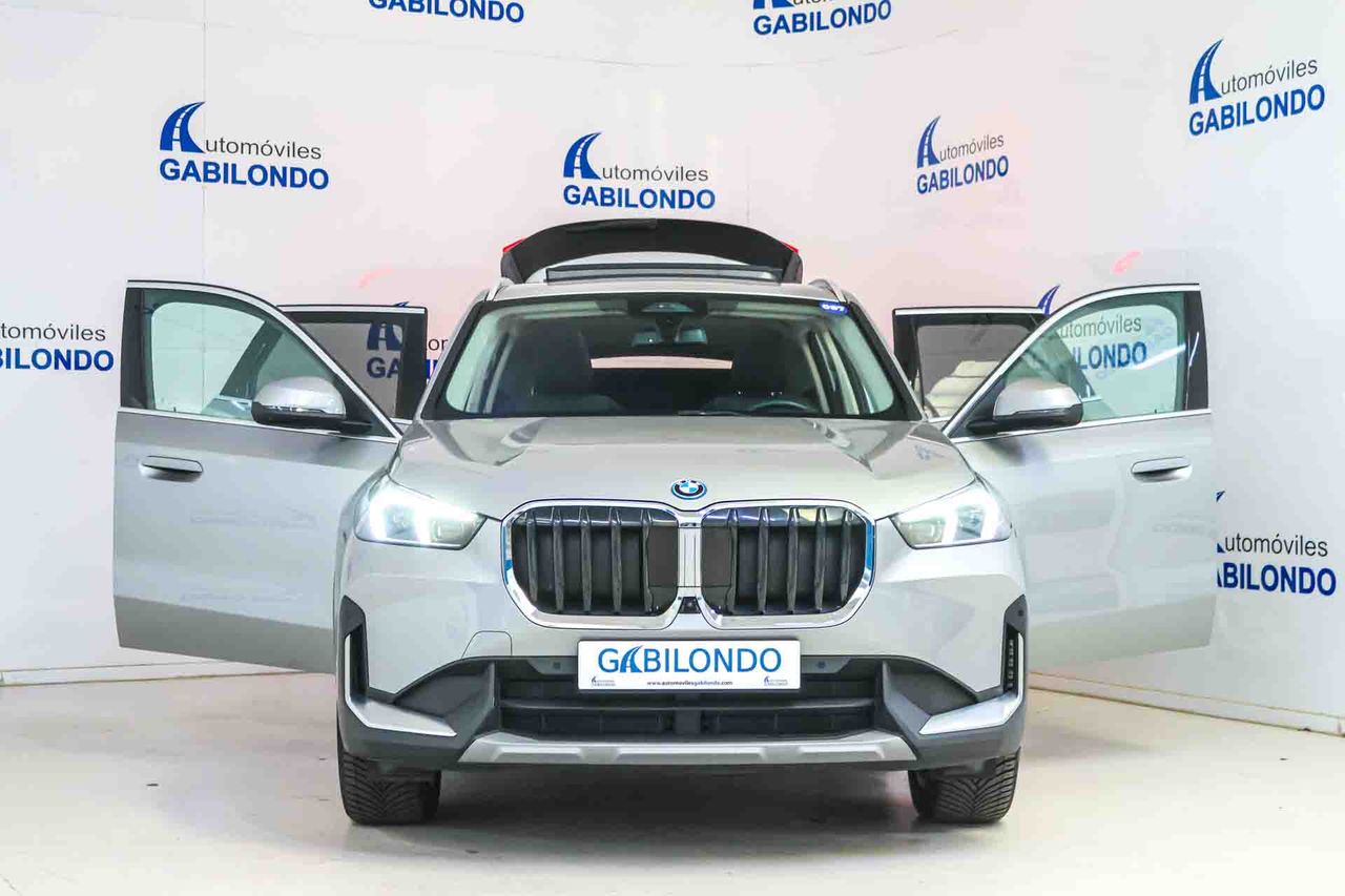 BMW X1 xDrive25e Techo panorámico - Foto 35