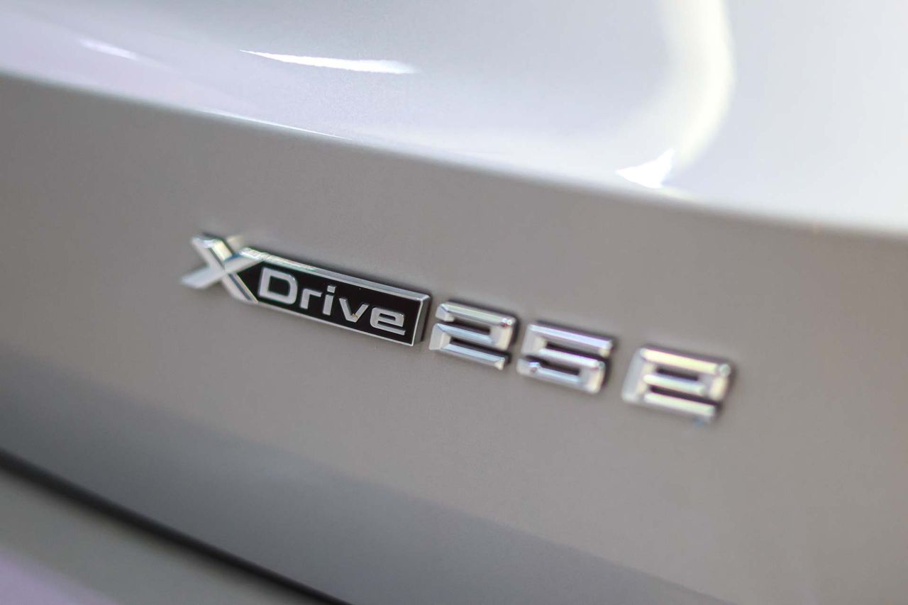 BMW X1 xDrive25e Techo panorámico - Foto 26