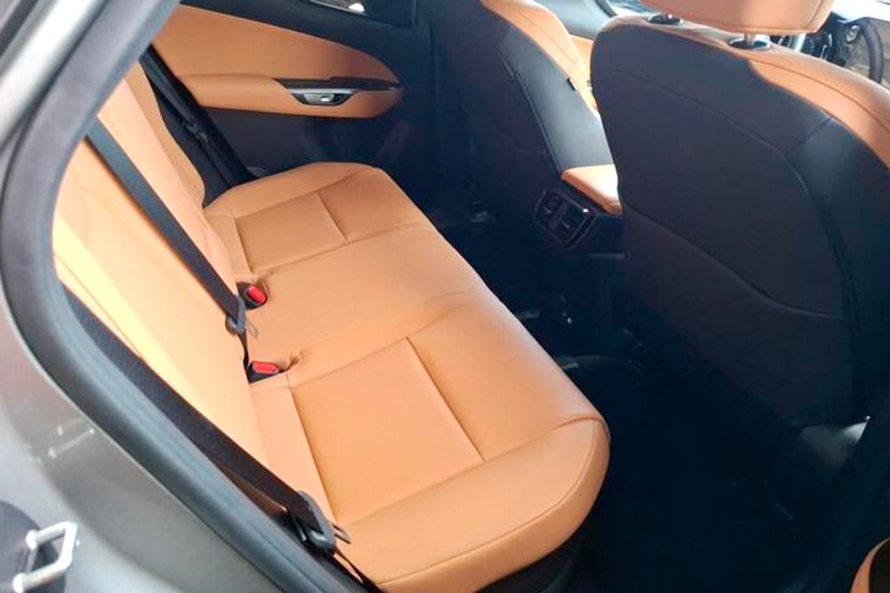Lexus NX 450h+ Executive 4WD - Foto 7