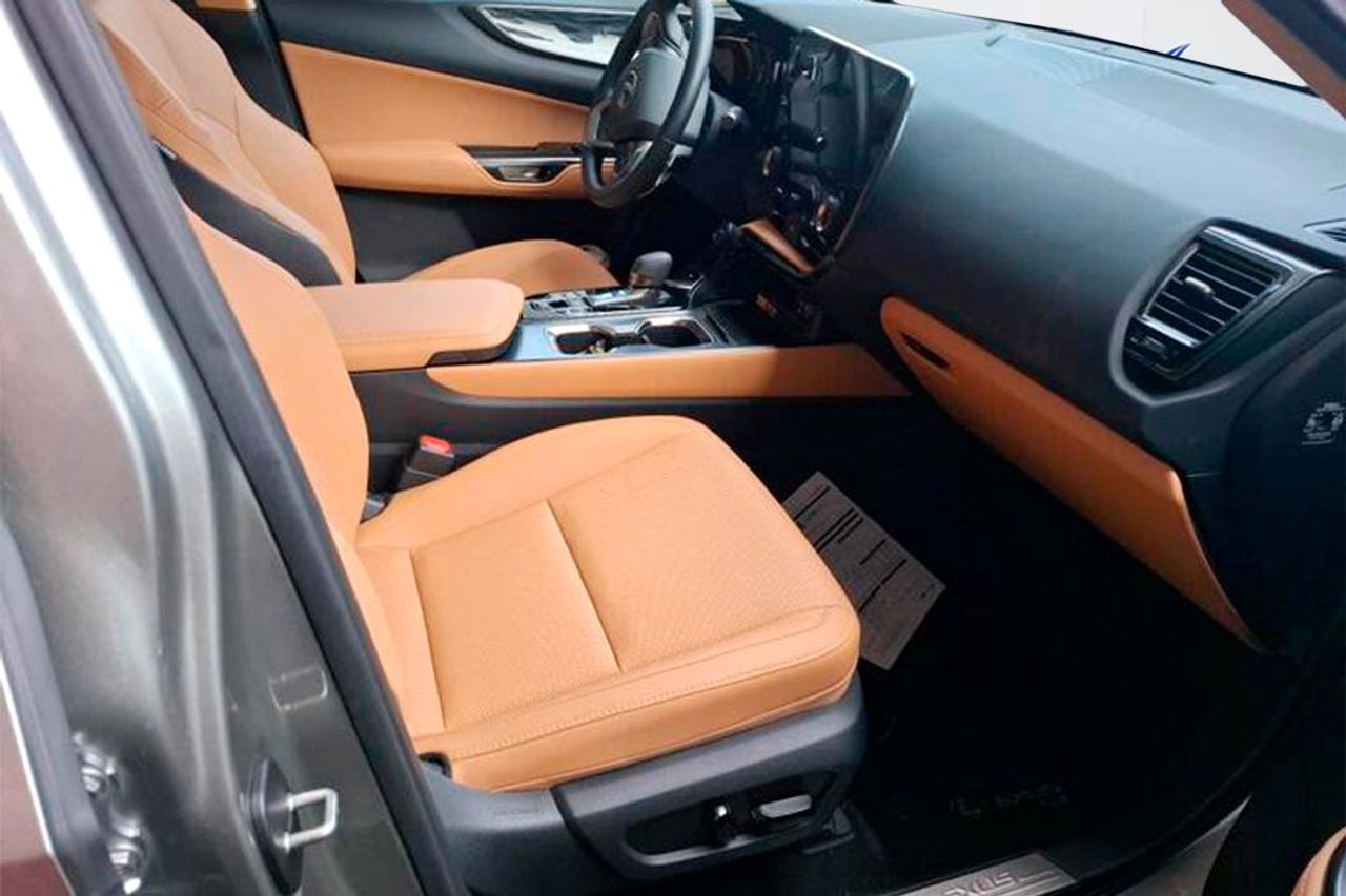 Lexus NX 450h+ Executive 4WD - Foto 6