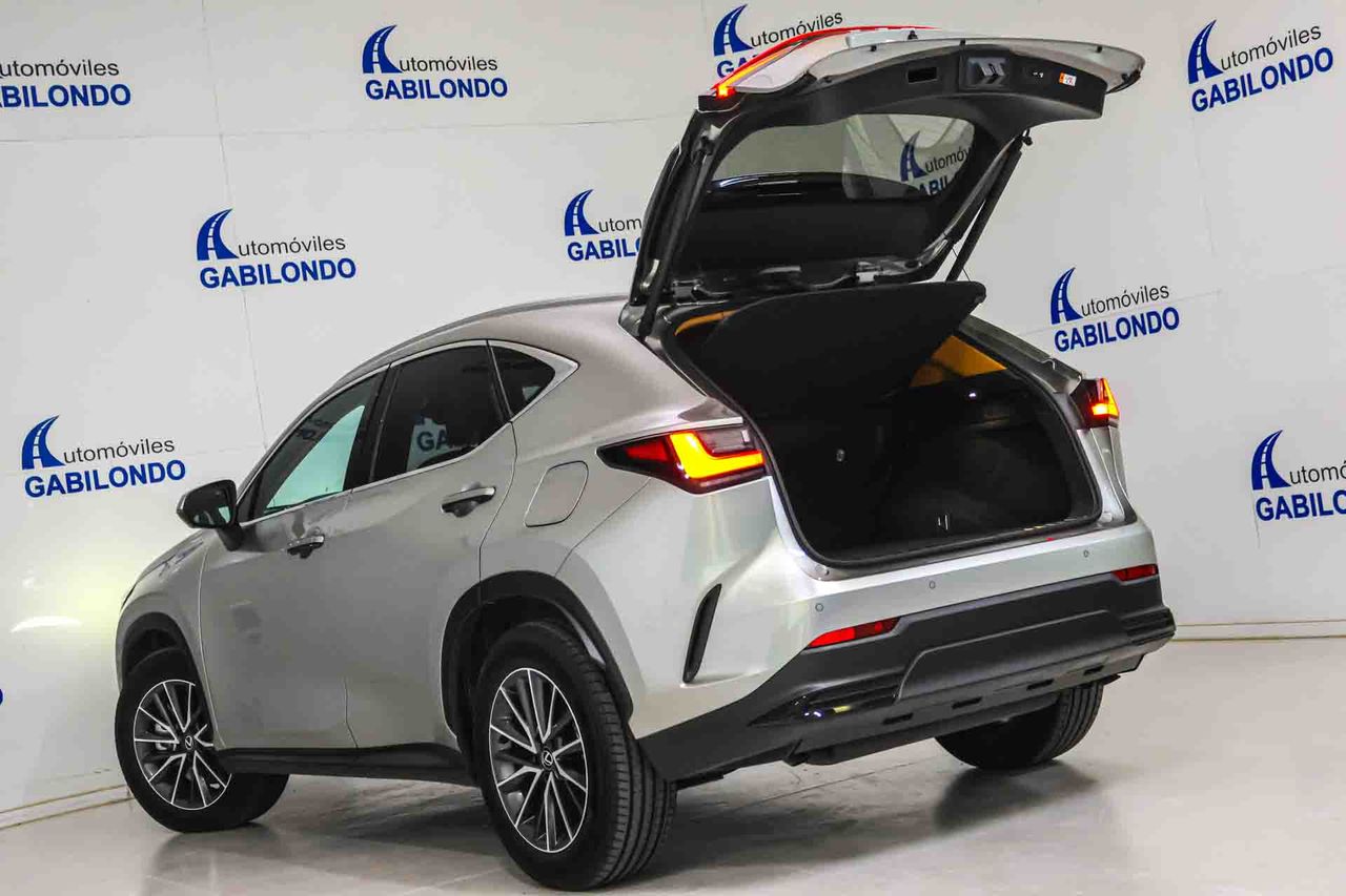 Lexus NX 450h+ Executive 4WD - Foto 26