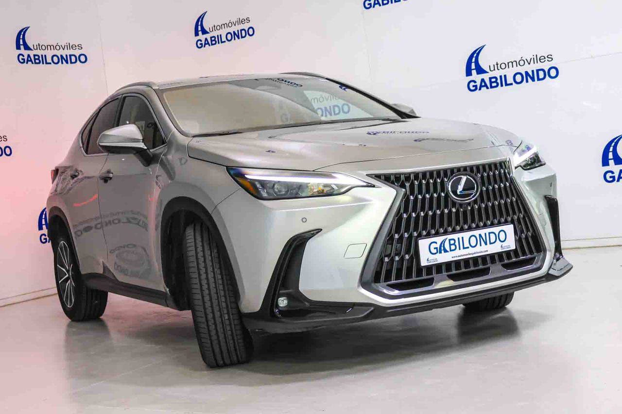 Lexus NX 450h+ Executive 4WD - Foto 17