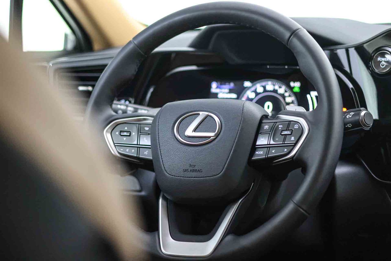 Lexus NX 450h+ Executive 4WD - Foto 36