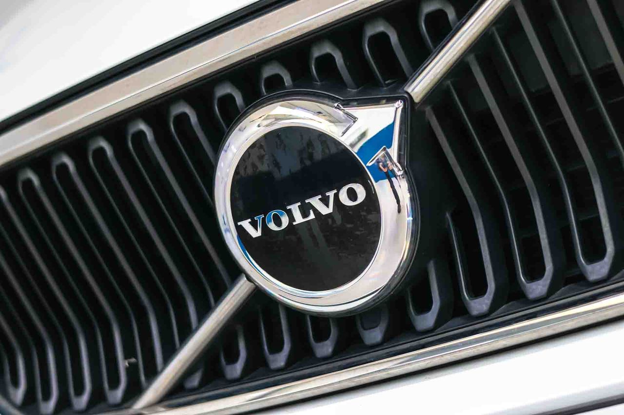 Volvo XC40 2.0 B3 G Essential Auto - Foto 13
