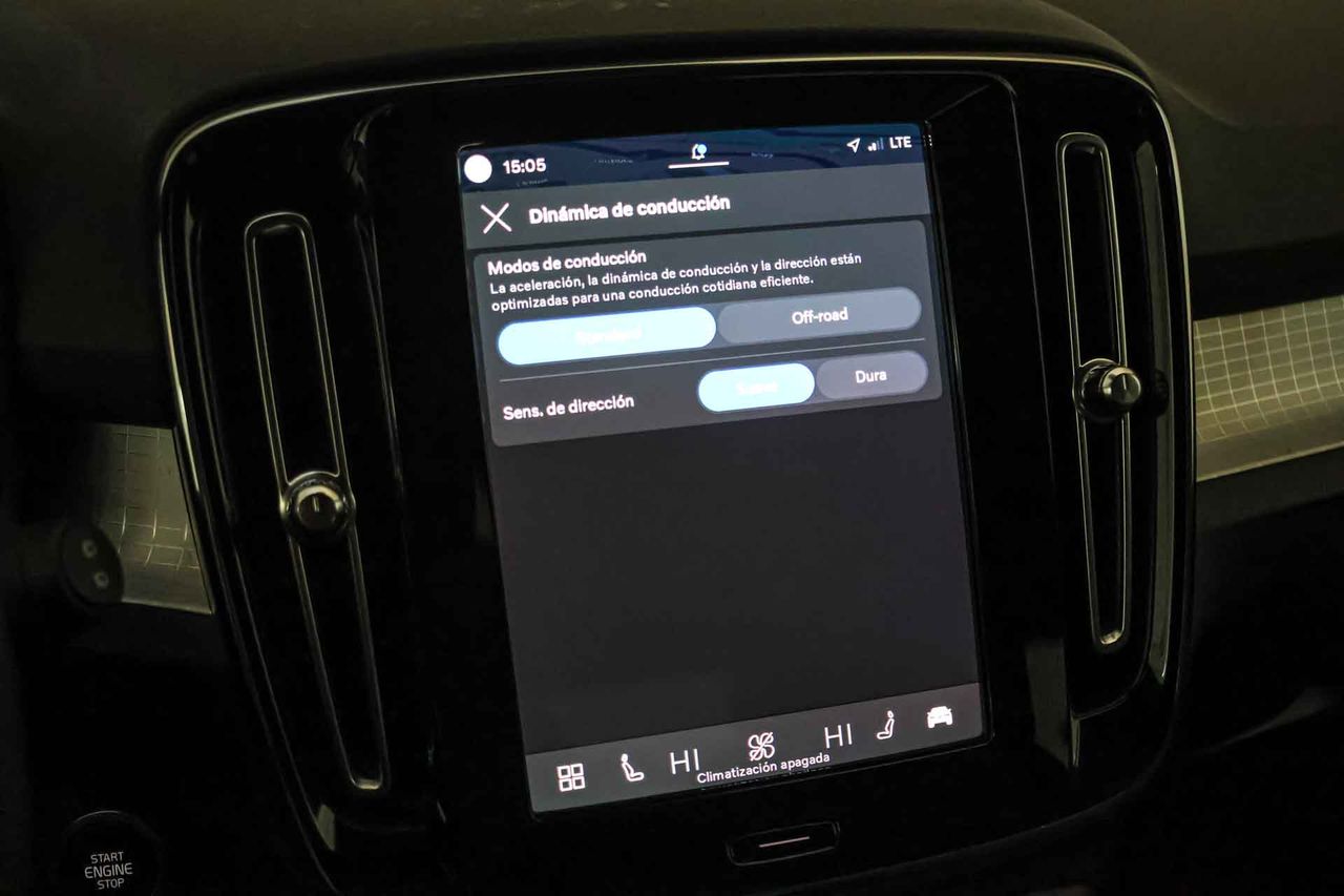 Volvo XC40 2.0 B3 G Essential Auto - Foto 55