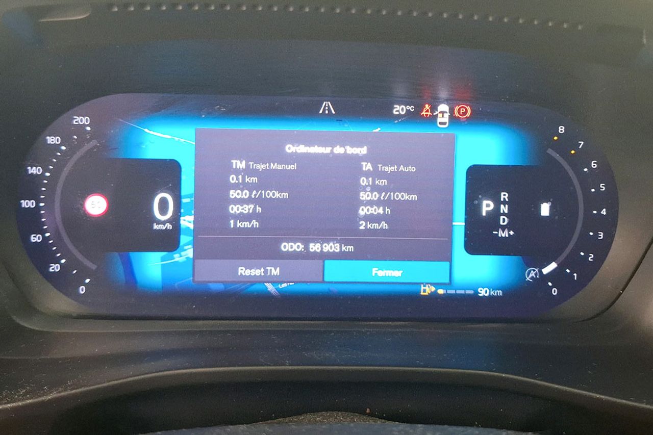 Volvo XC40 2.0 B3 G Essential Auto - Foto 4