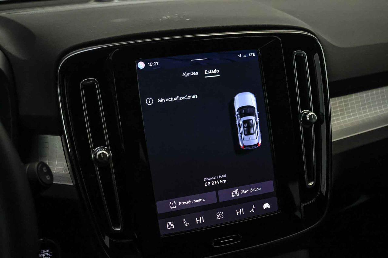 Volvo XC40 2.0 B3 G Essential Auto - Foto 60