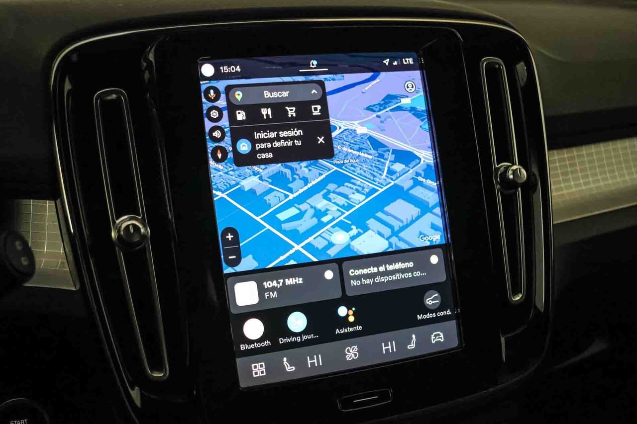 Volvo XC40 2.0 B3 G Essential Auto - Foto 52