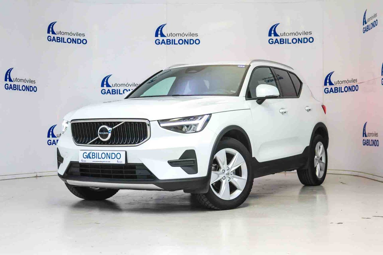 Volvo XC40 2.0 B3 G Essential Auto - Foto 14