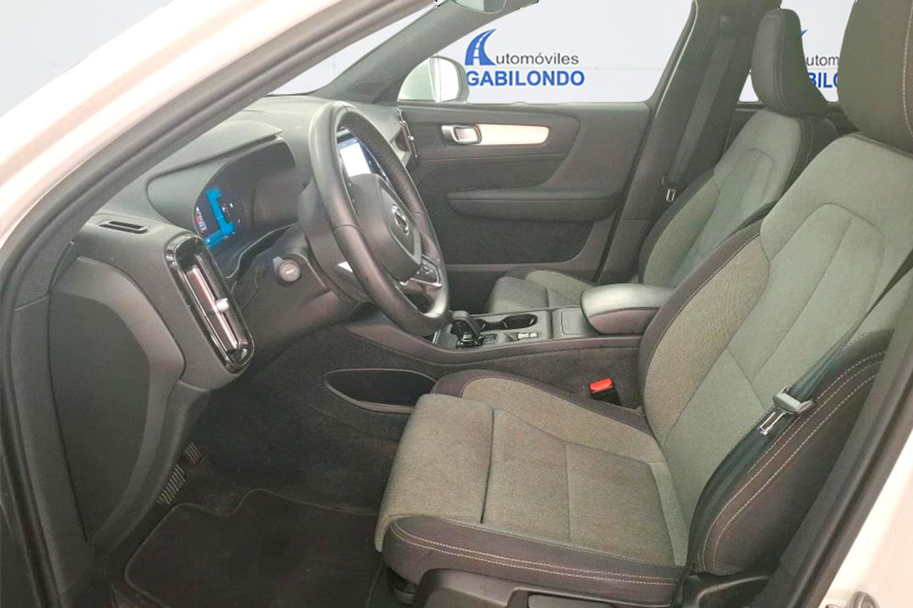 Volvo XC40 2.0 B3 G Essential Auto - Foto 5