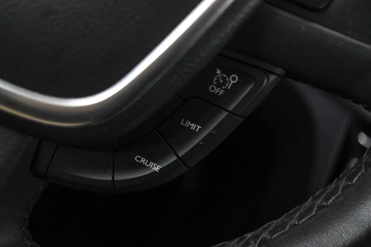 Peugeot 508 Active 1.6 e-HDI 115 - Foto 41