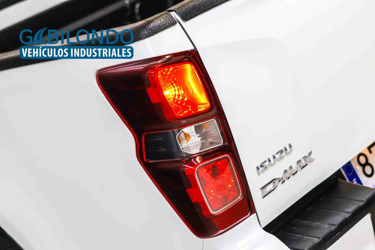 Isuzu D-Max Crew N60 BB 4x4 M/T - Foto 17