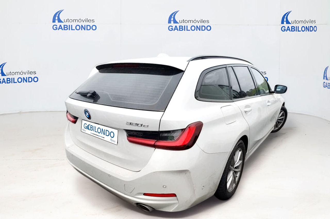 BMW Serie 3 320e Touring - Foto 9