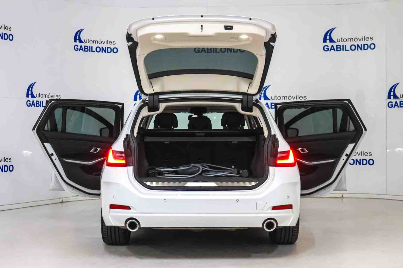 BMW Serie 3 320e Touring - Foto 31