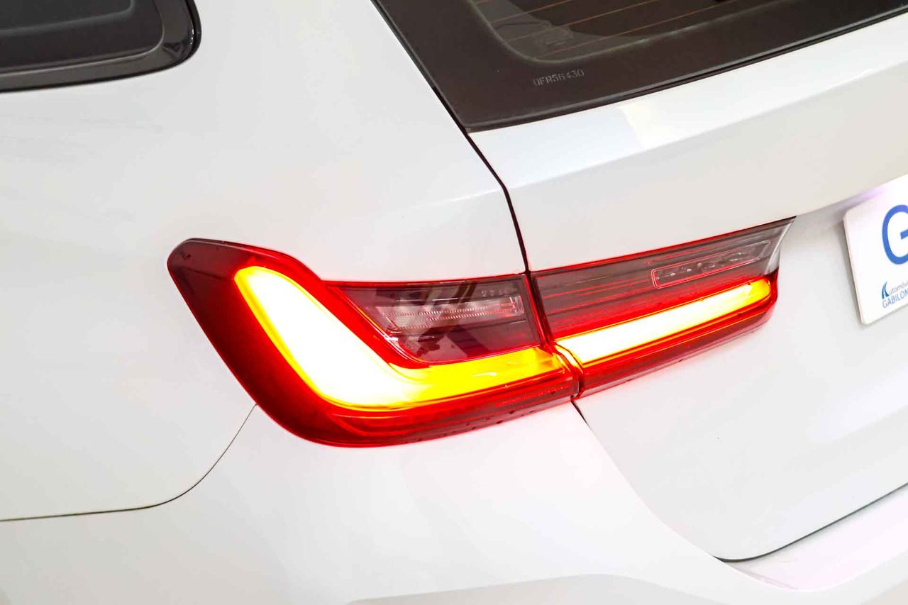 BMW Serie 3 320e Touring - Foto 22