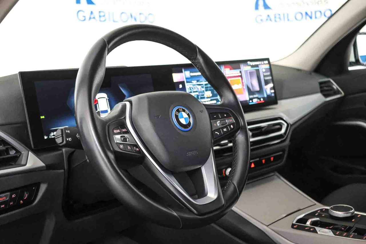 BMW Serie 3 320e Touring - Foto 6