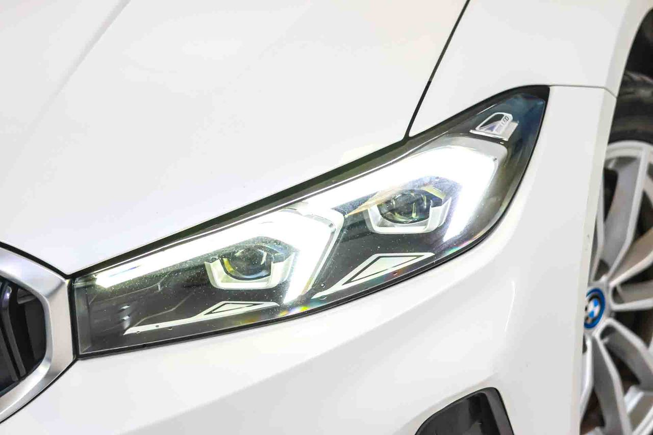 BMW Serie 3 320e Touring - Foto 21