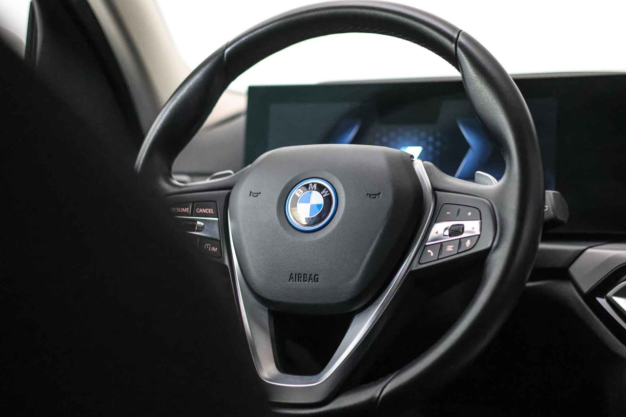 BMW Serie 3 320e Touring - Foto 39
