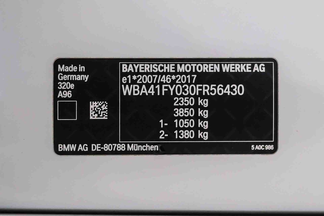 BMW Serie 3 320e Touring - Foto 8