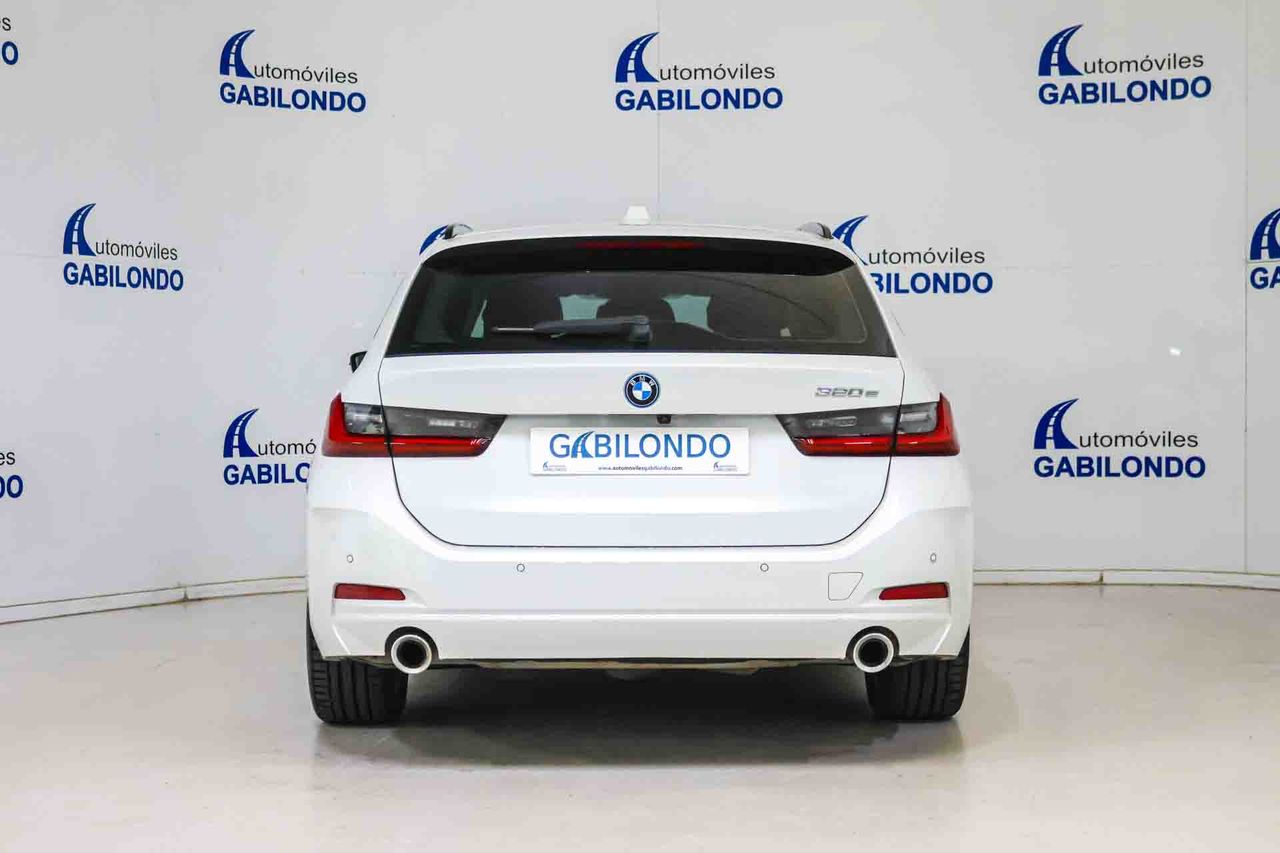 BMW Serie 3 320e Touring - Foto 5