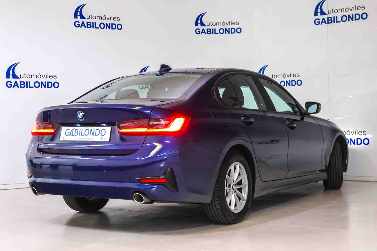 BMW Serie 3 318d - Foto 10