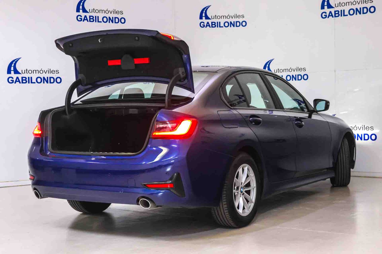 BMW Serie 3 318d - Foto 18
