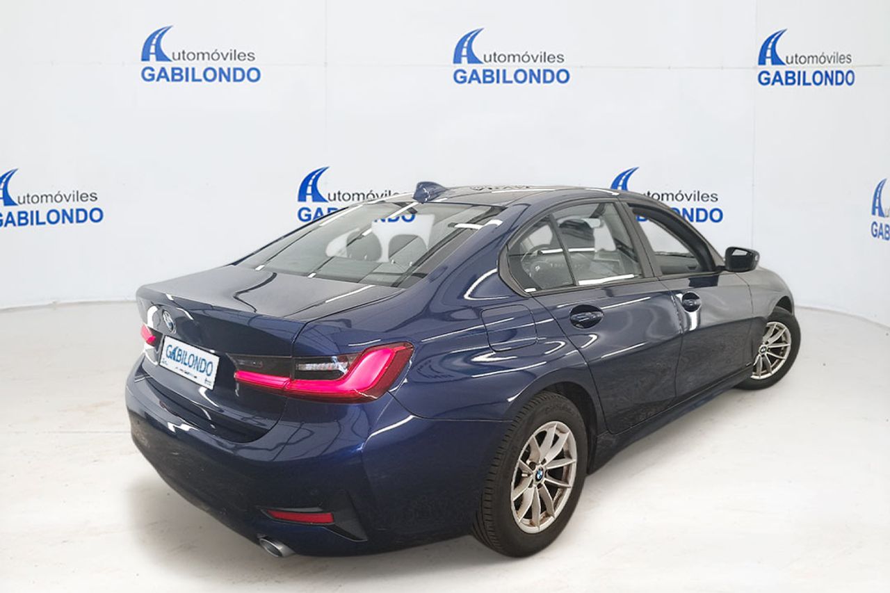 BMW Serie 3 318d - Foto 8