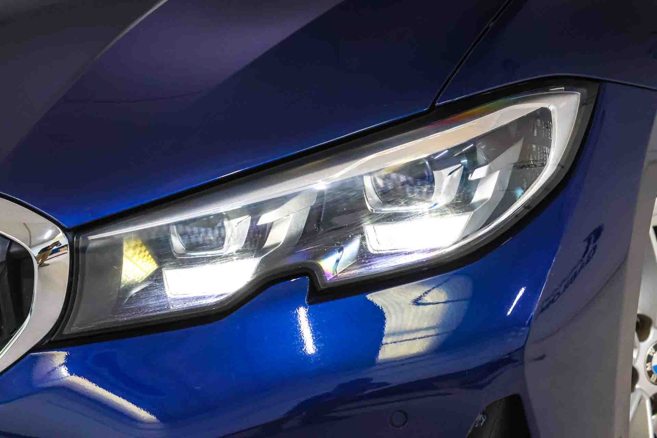 BMW Serie 3 318d - Foto 15