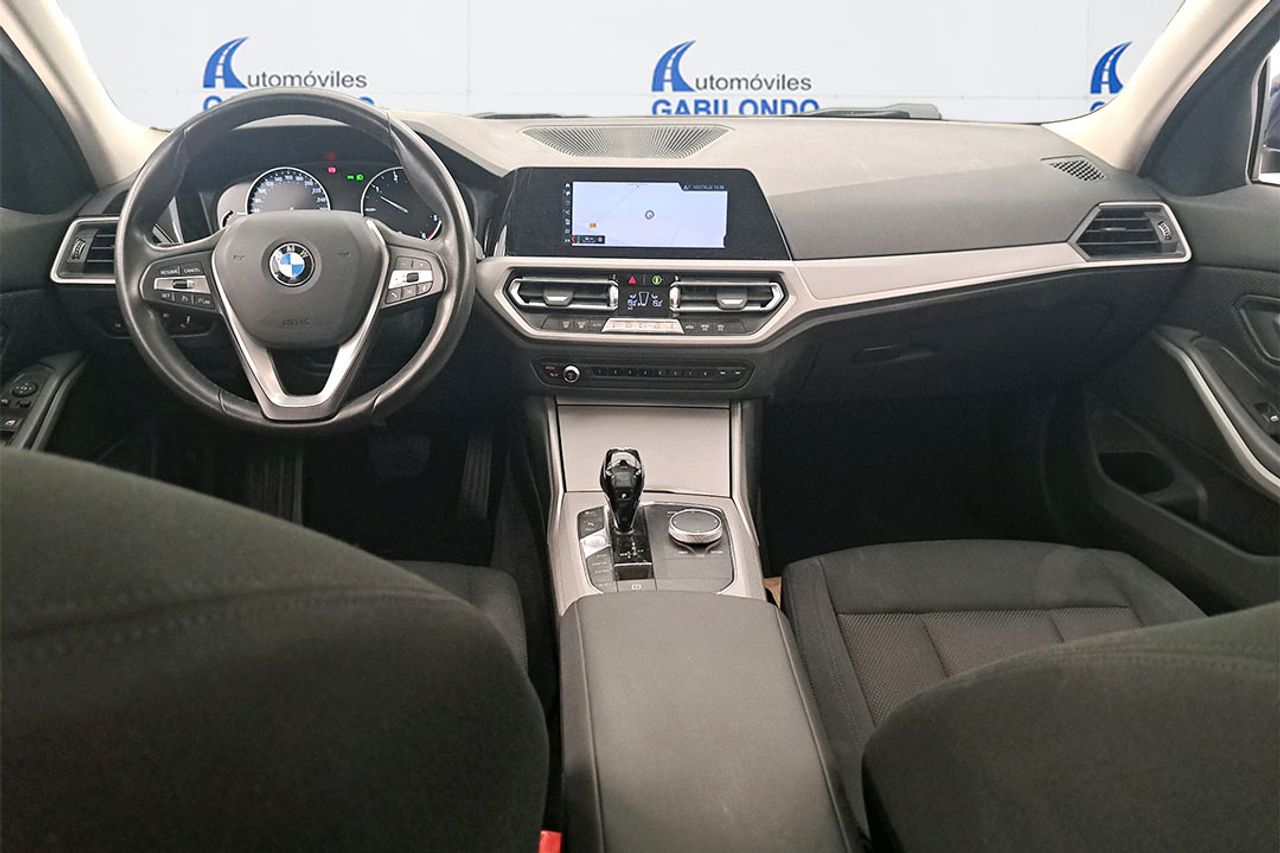 BMW Serie 3 318d - Foto 3