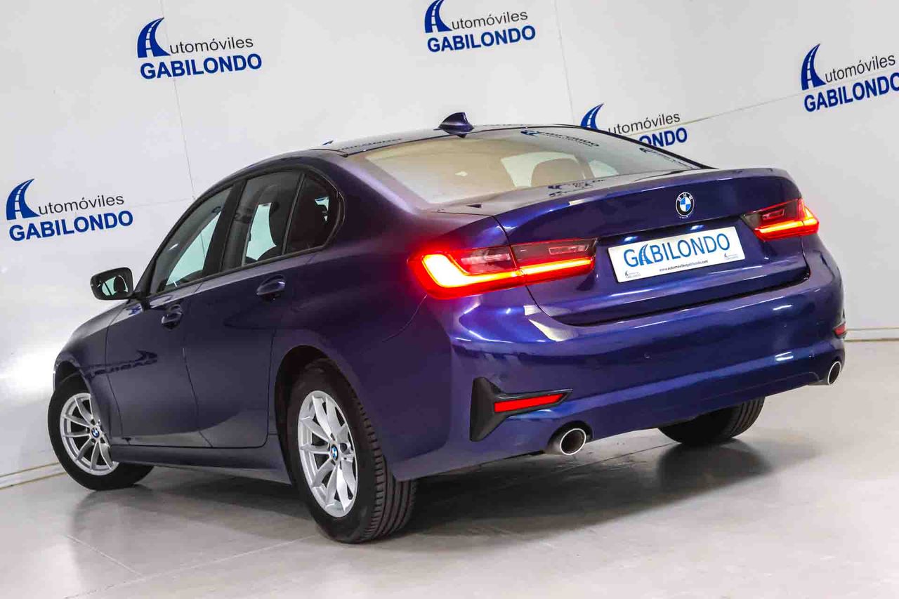 BMW Serie 3 318d - Foto 14