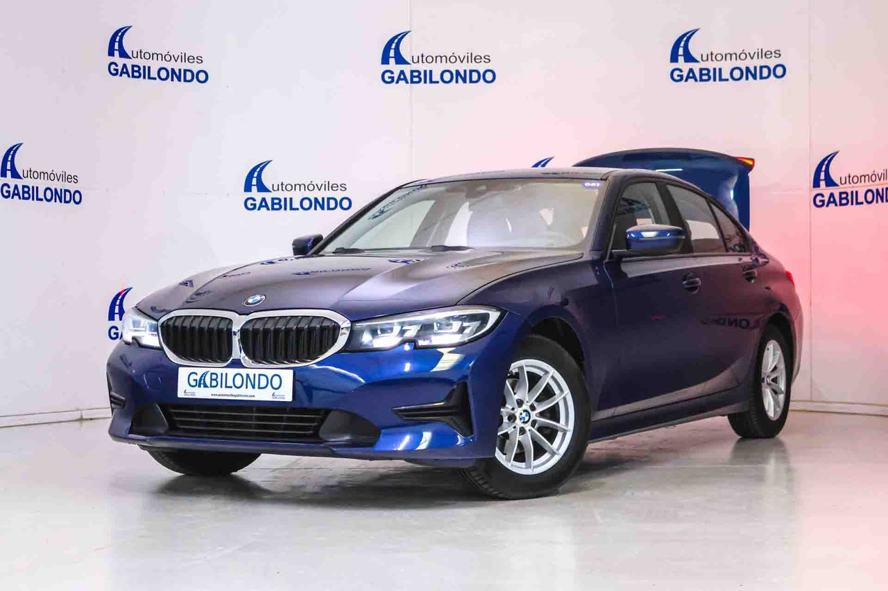 BMW Serie 3 318d - Foto 17