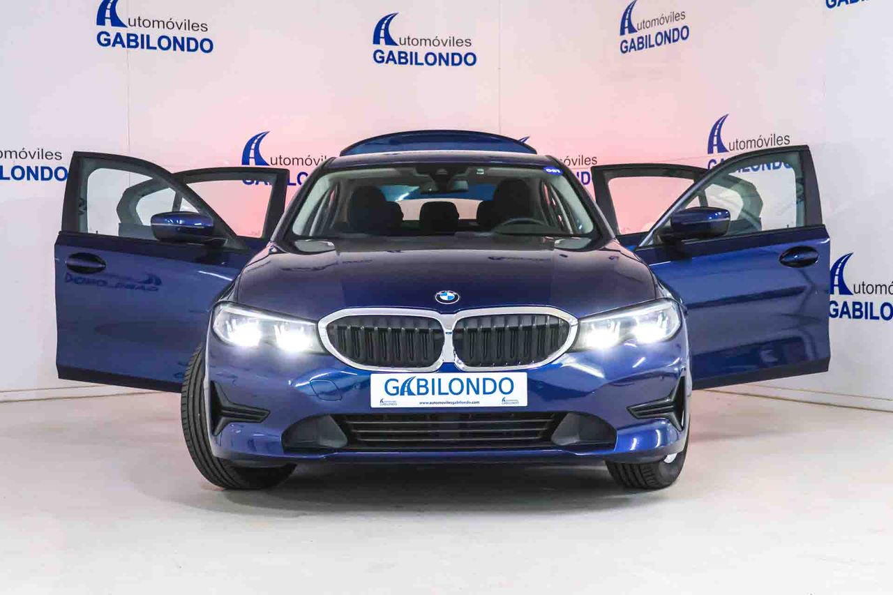 BMW Serie 3 318d - Foto 23