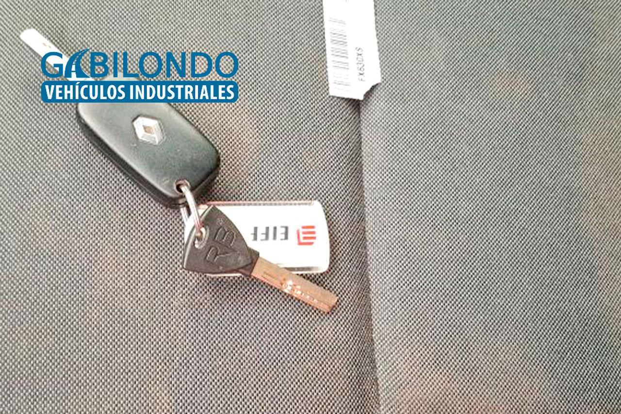 Renault Master Furgón T 33 L1H2 2.3 dCi - Foto 9