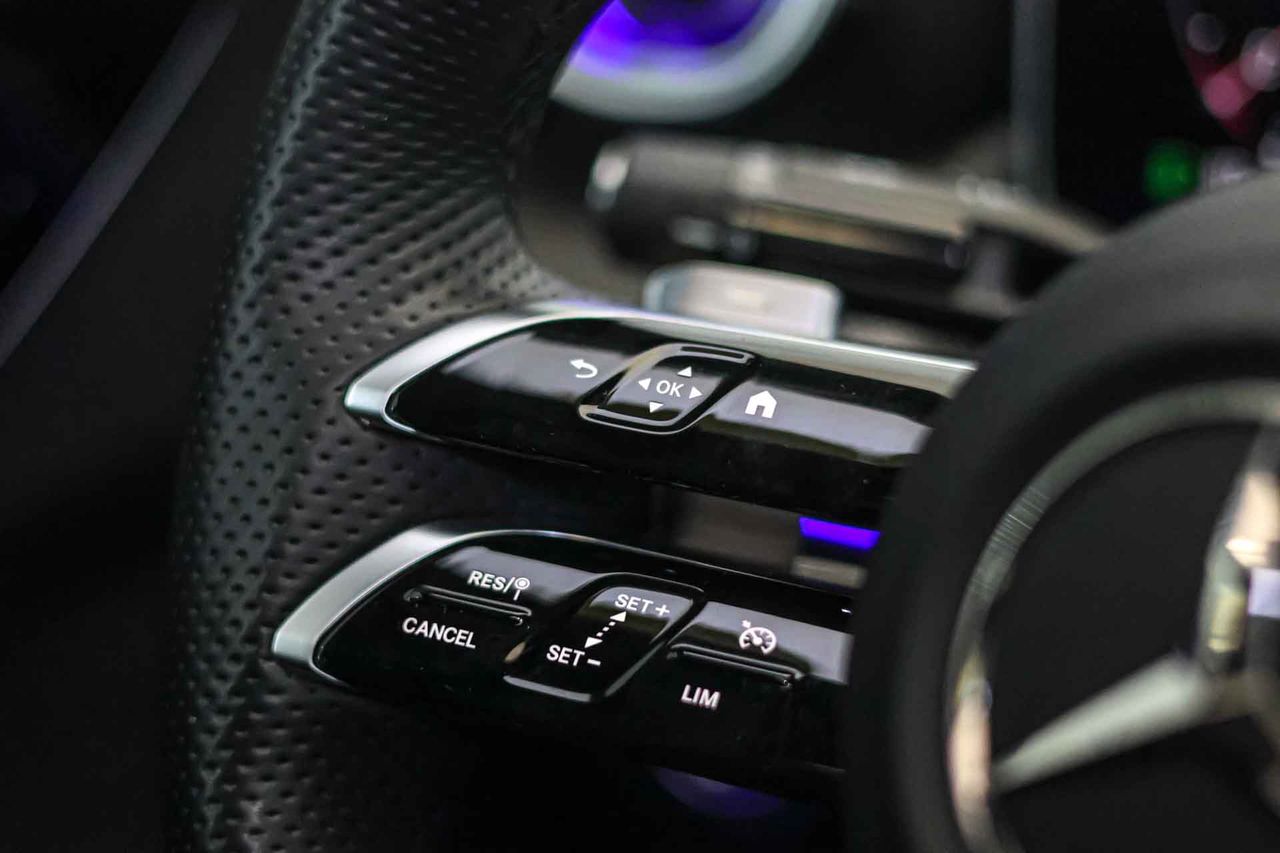 Mercedes Clase C C 200 AMG Line Techo panorámico - Foto 38