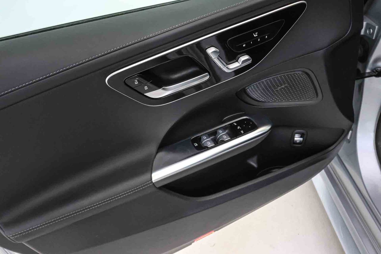 Mercedes Clase C C 200 AMG Line Techo panorámico - Foto 29