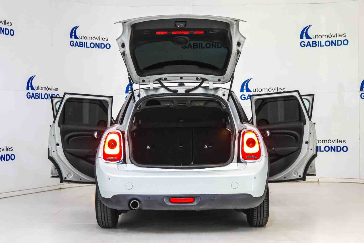 MINI MINI COOPER D 5 PUERTAS automático - Foto 27