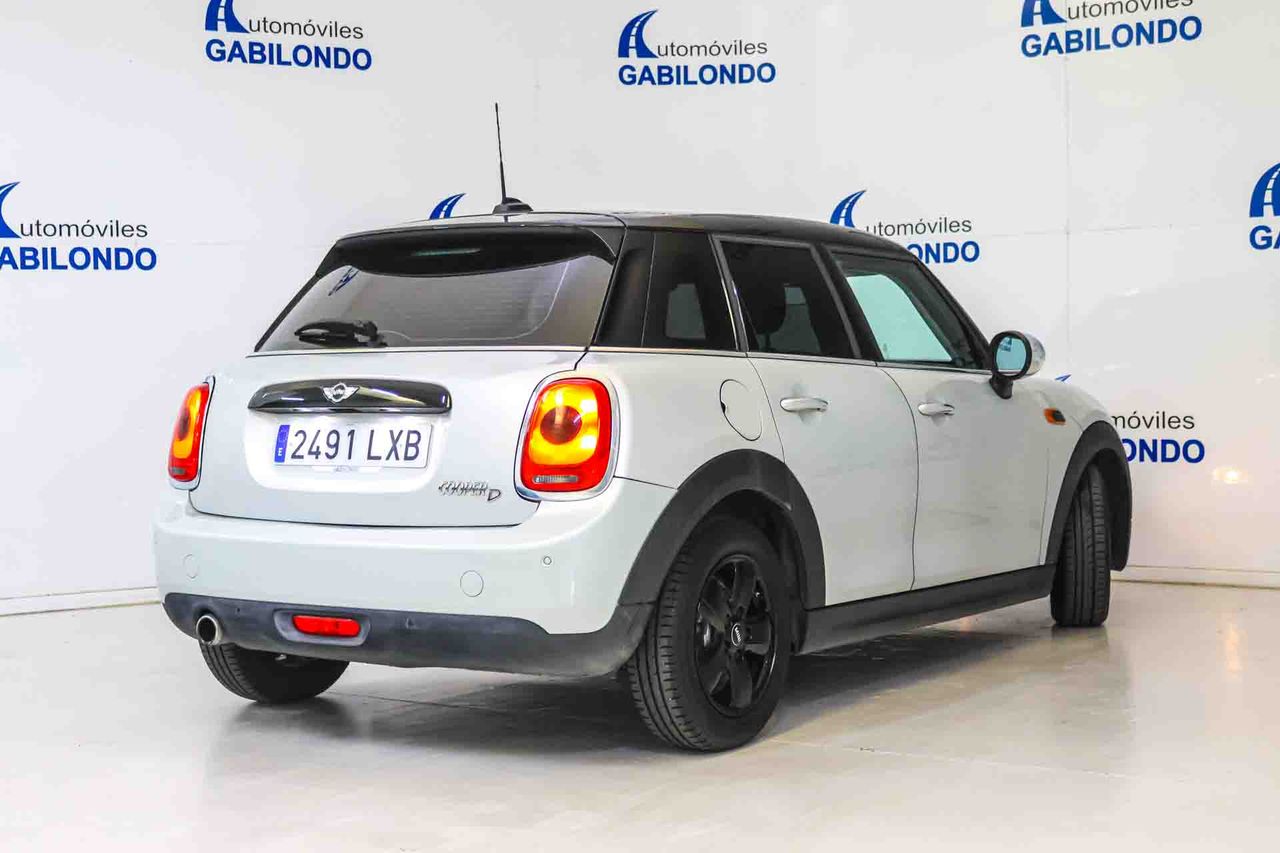 MINI MINI COOPER D 5 PUERTAS automático - Foto 13