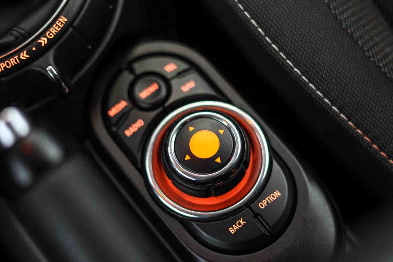 MINI MINI COOPER D 5 PUERTAS automático - Foto 43