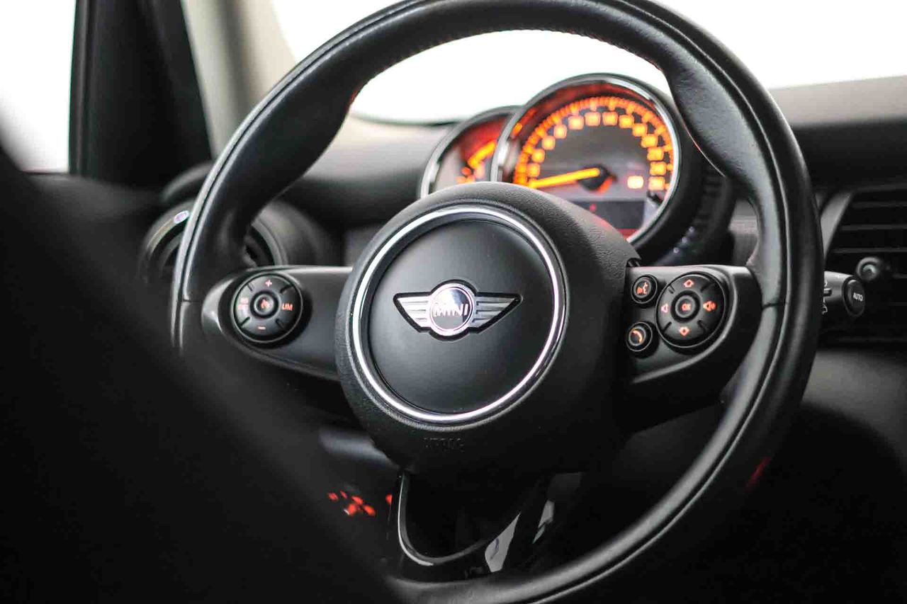 MINI MINI COOPER D 5 PUERTAS automático - Foto 35