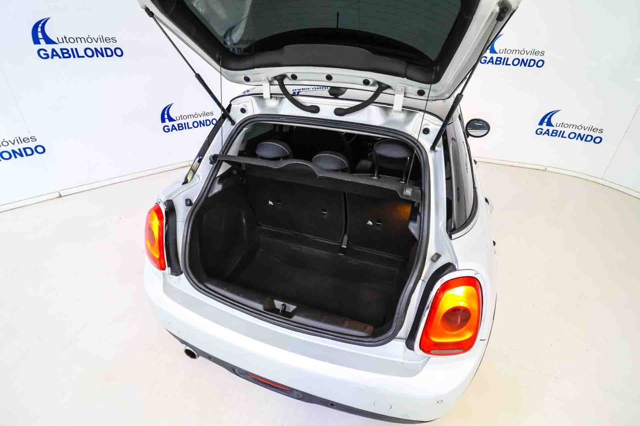 MINI MINI COOPER D 5 PUERTAS automático - Foto 52