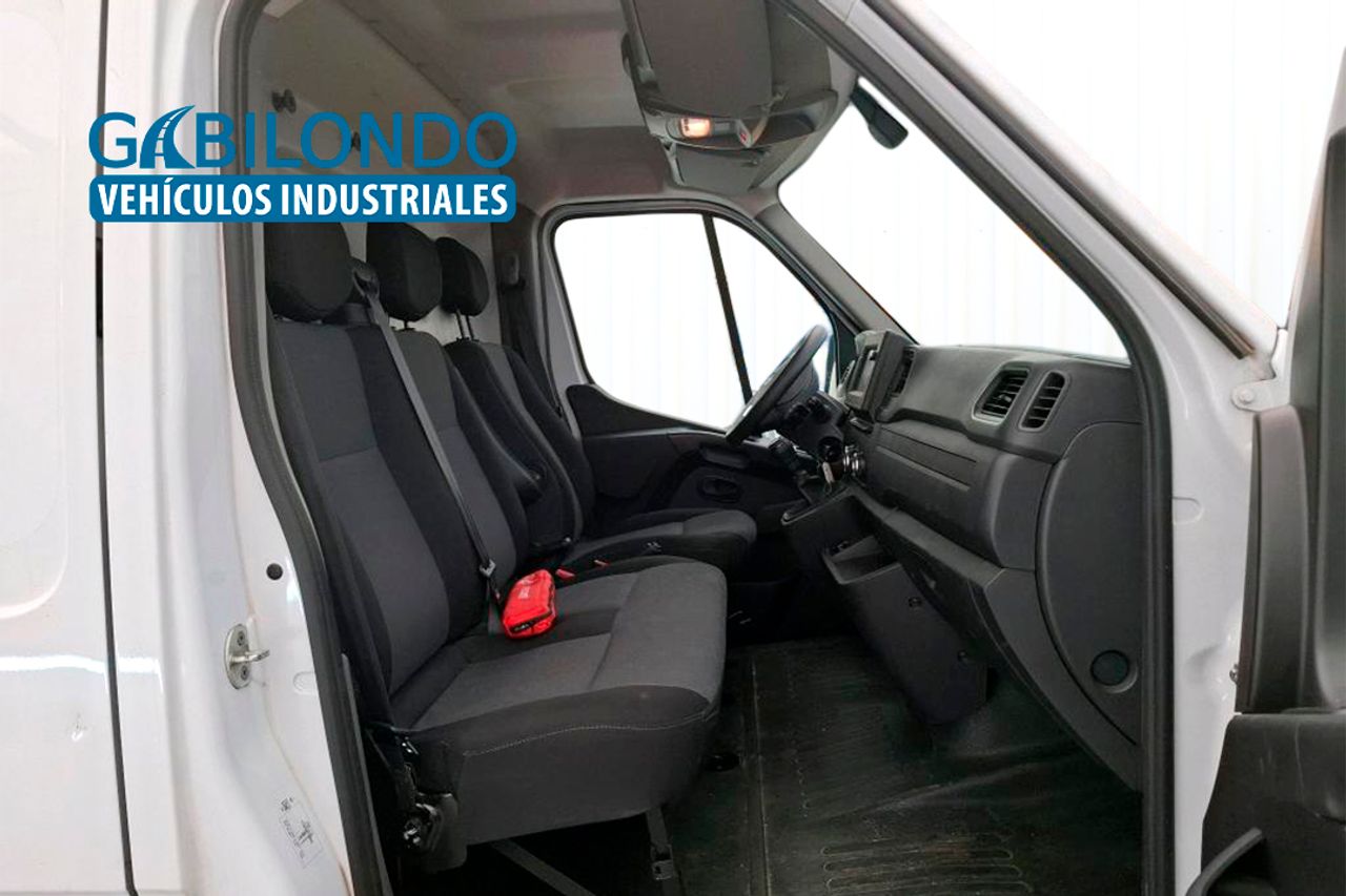 Renault Master Furgón 3300 L2H2 Blue dCi - Foto 6